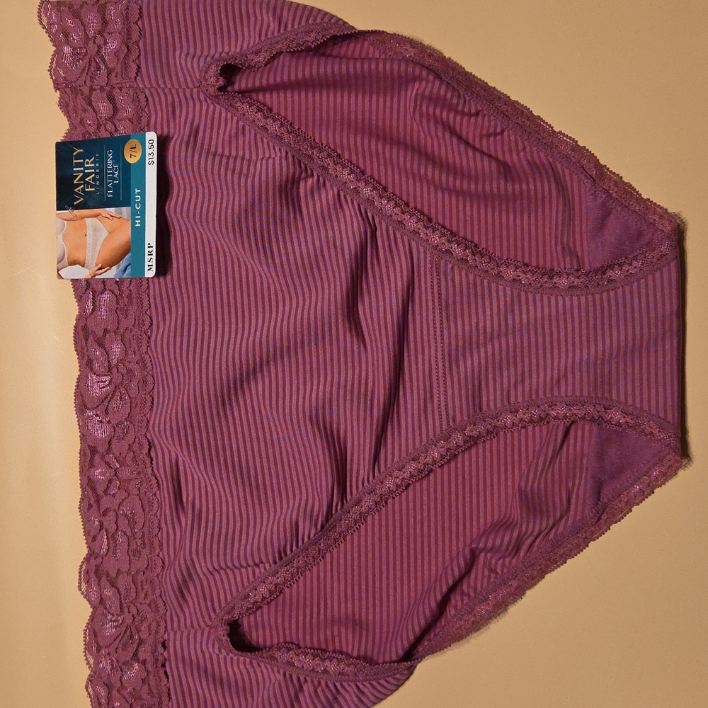 Vanity Fair Women's Flattering Lace Hi Cut Striped Panties - Set Of 2 Size 7 L - Picture 2 of 5